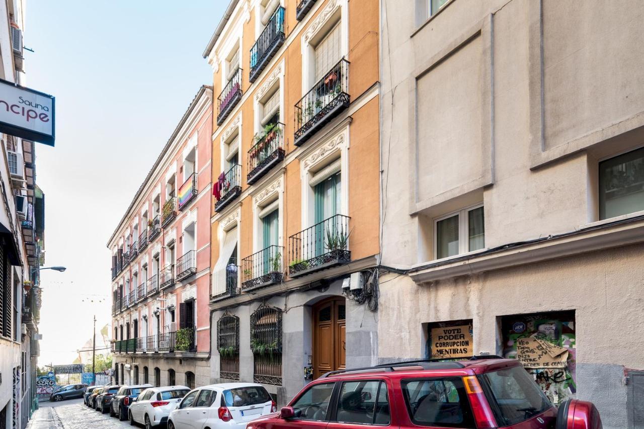 Travesia De Las Beatas Madrid Bagian luar foto